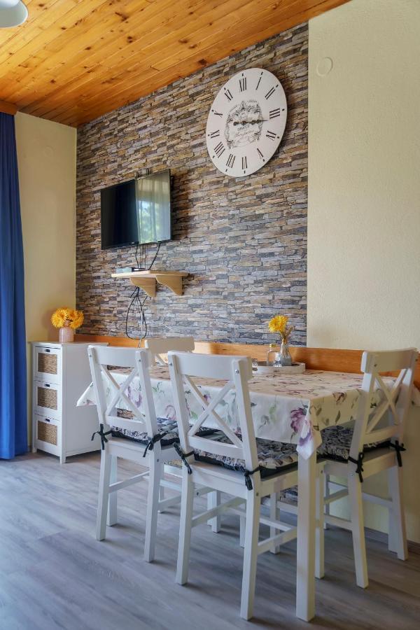 Apartments Zakrasnik Škofja Loka Eksteriør billede