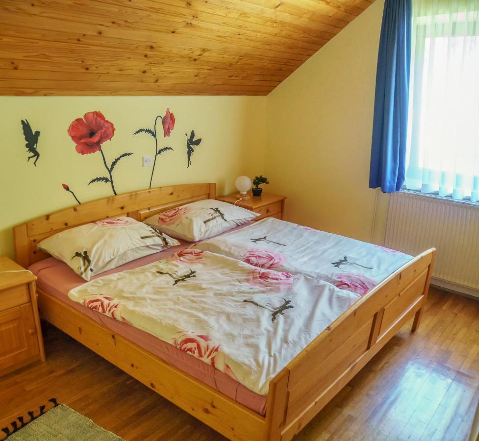 Apartments Zakrasnik Škofja Loka Eksteriør billede