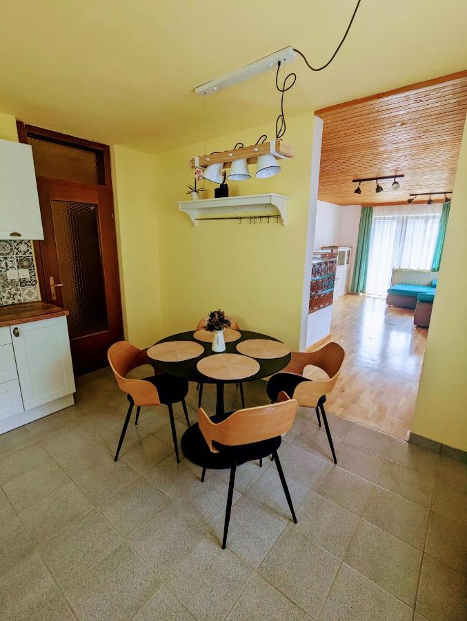 Apartments Zakrasnik Škofja Loka Eksteriør billede