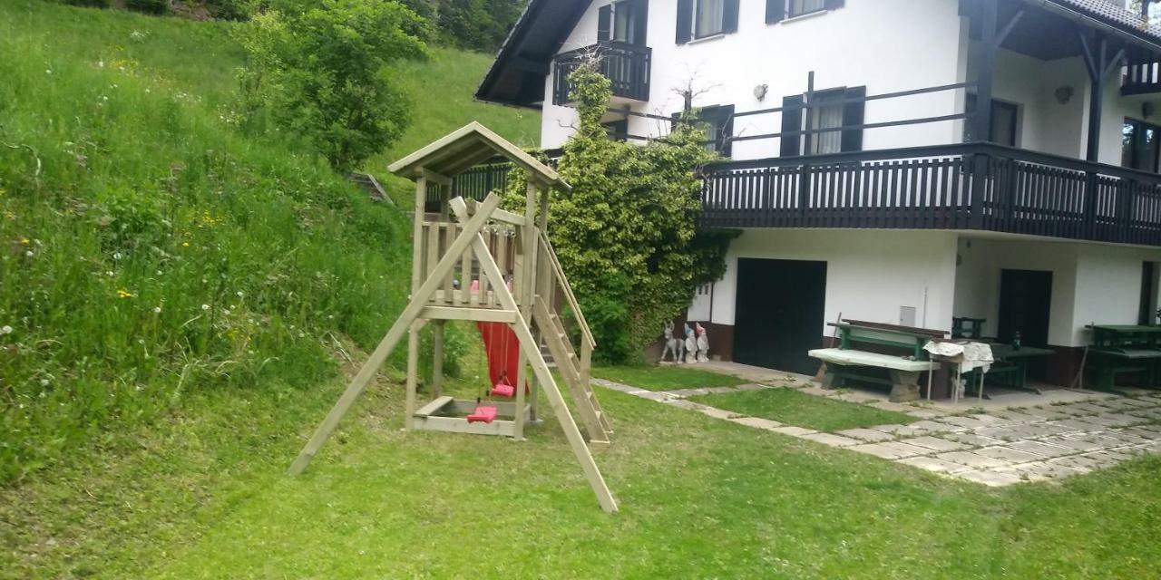 Apartments Zakrasnik Škofja Loka Eksteriør billede